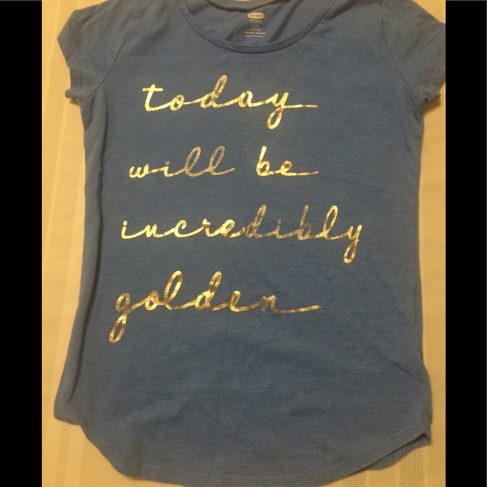 Old navy T-shirt size 10/12